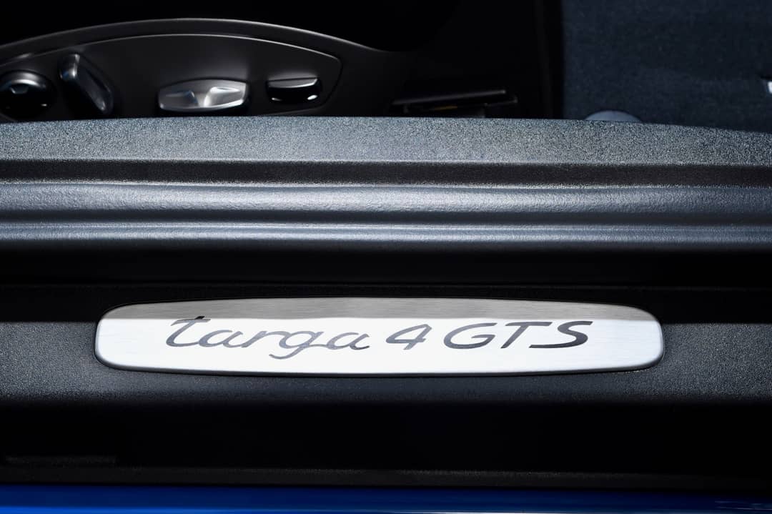 2017 Porsche 911 Targa 4 GTS — photo 29