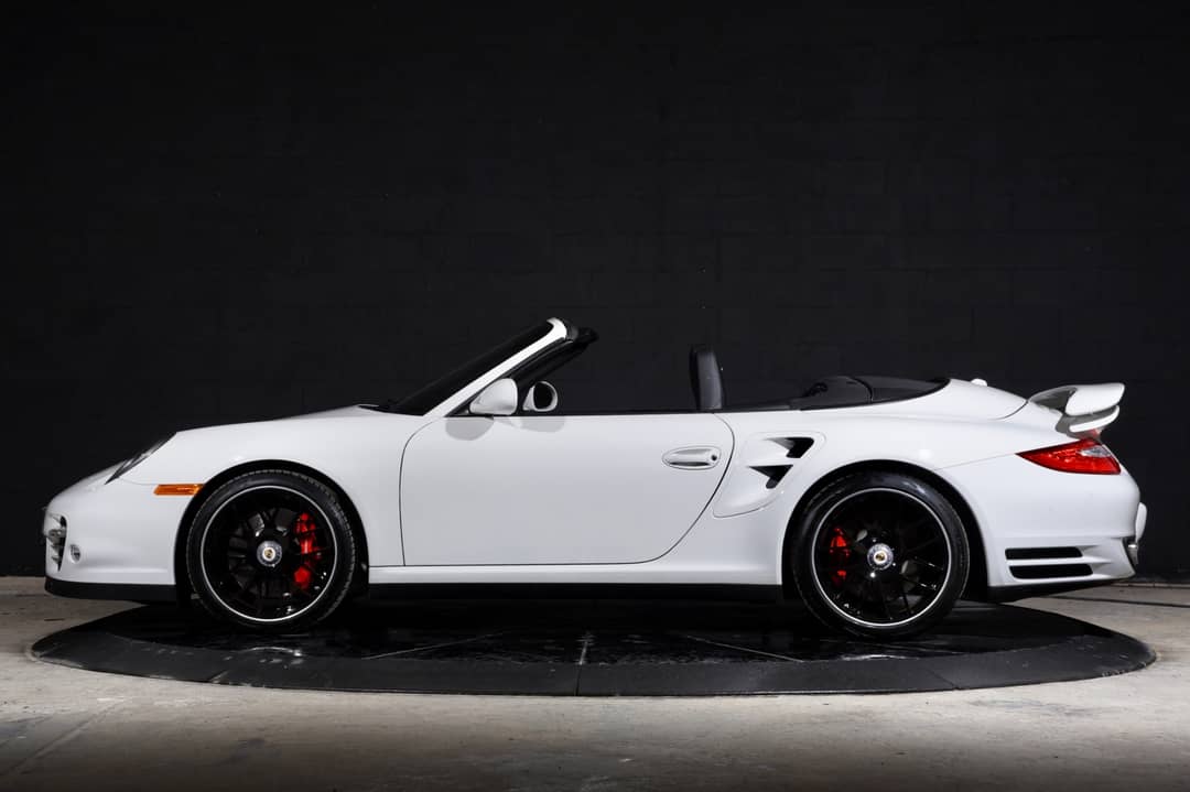 2011 Porsche 911 Turbo — photo 15