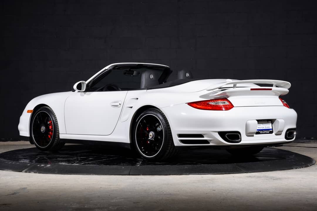 2011 Porsche 911 Turbo — photo 3