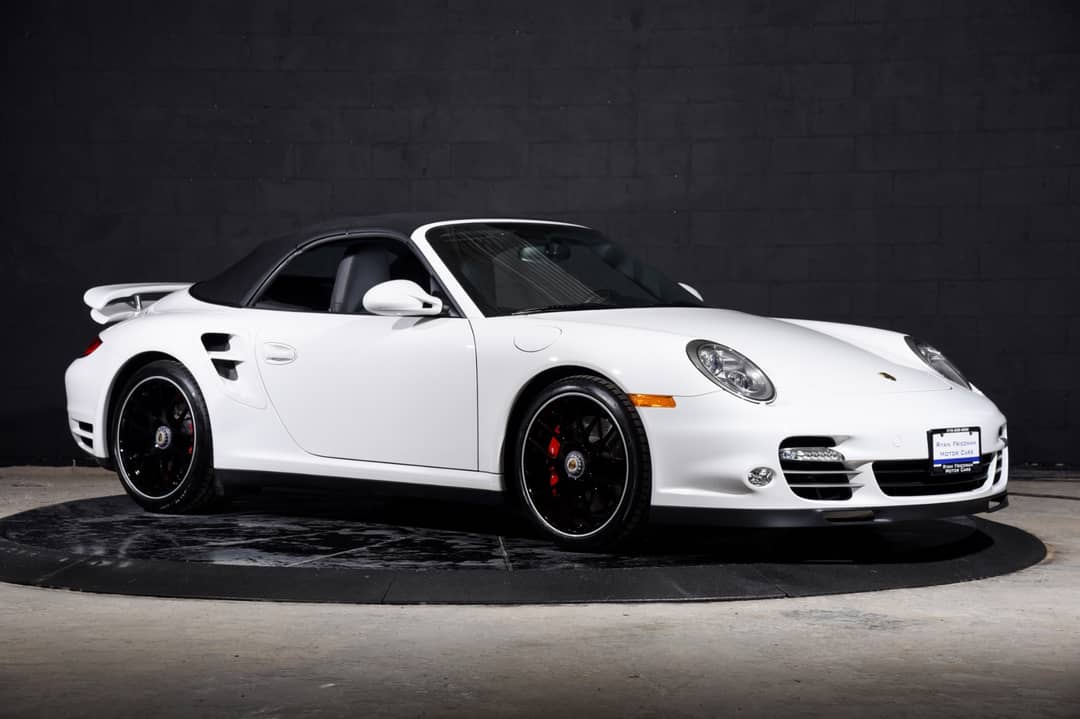2011 Porsche 911 Turbo — photo 28