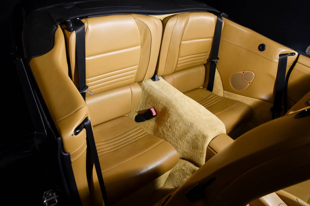 2001 Porsche 911 Carrera 4 — photo 18