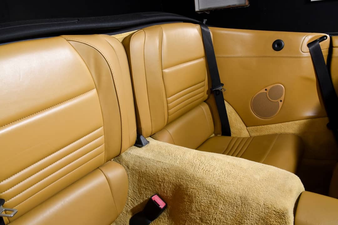 2001 Porsche 911 Carrera 4 — photo 19