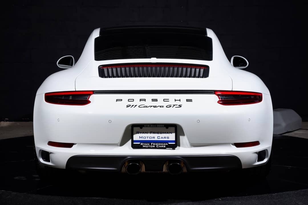 2018 Porsche 911 Carrera GTS — photo 13
