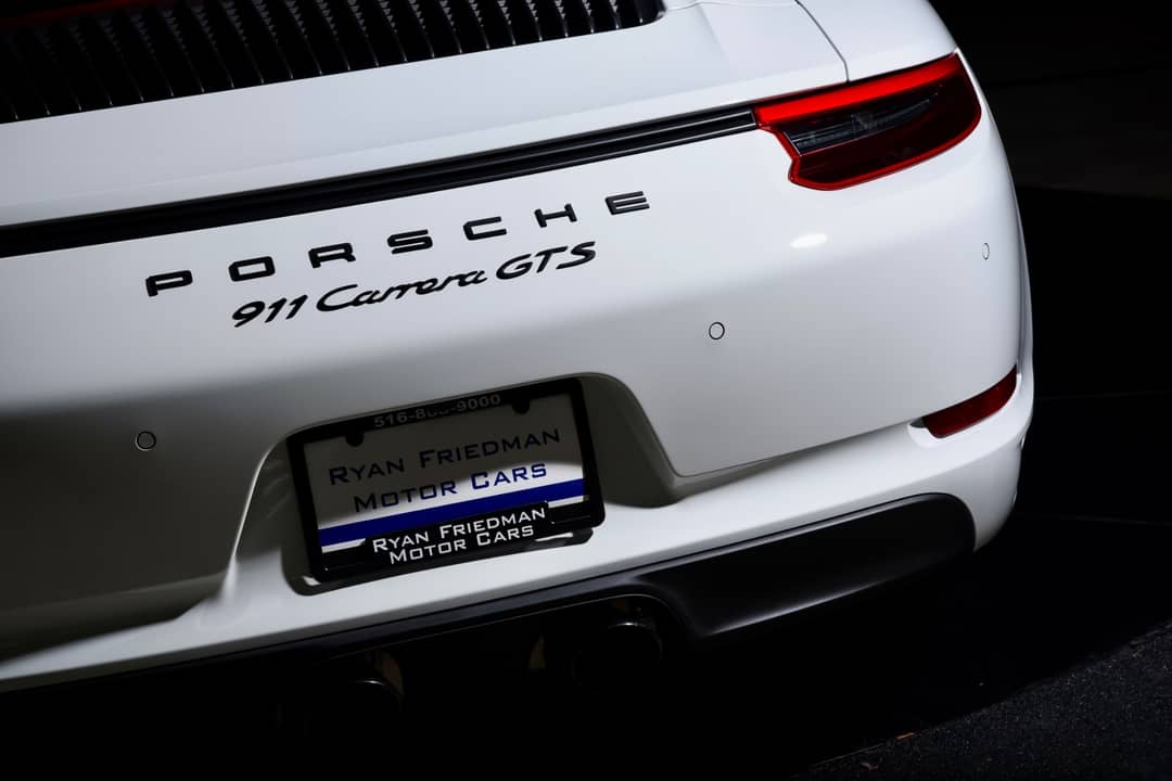 2018 Porsche 911 Carrera GTS — photo 15
