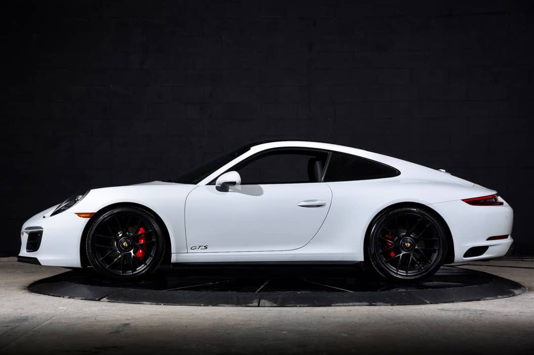 2018 Porsche 911 Carrera GTS — photo 16