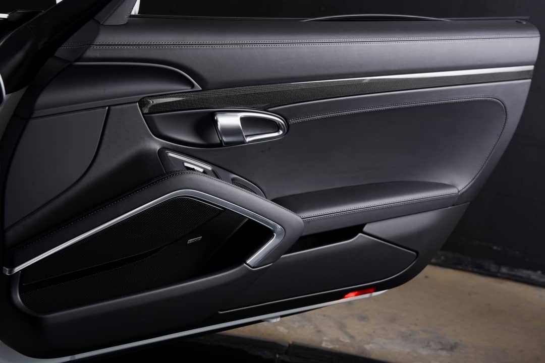 2018 Porsche 911 Carrera GTS — photo 27