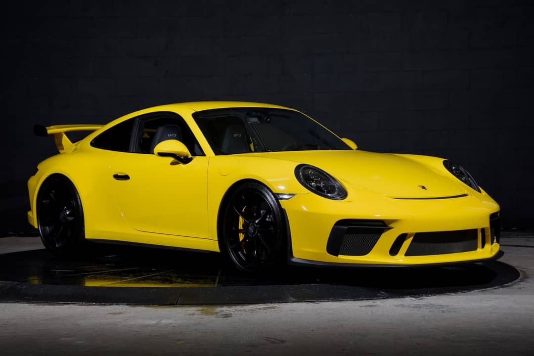 2018 Porsche 911 GT3 — photo 2