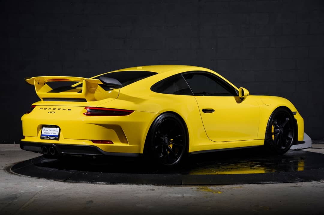 2018 Porsche 911 GT3 — photo 3