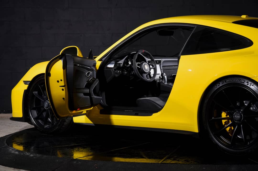 2018 Porsche 911 GT3 — photo 21