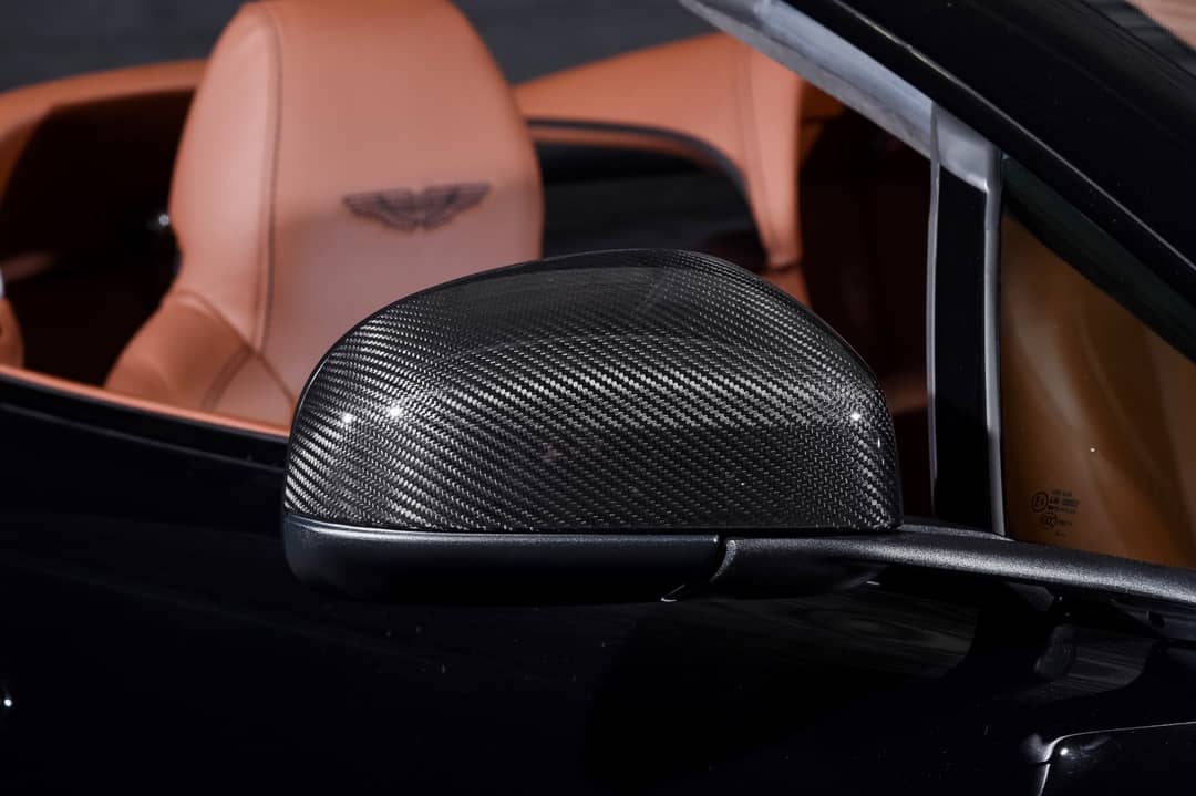 2017 Aston Martin V12 Vantage S Roadster — photo 10