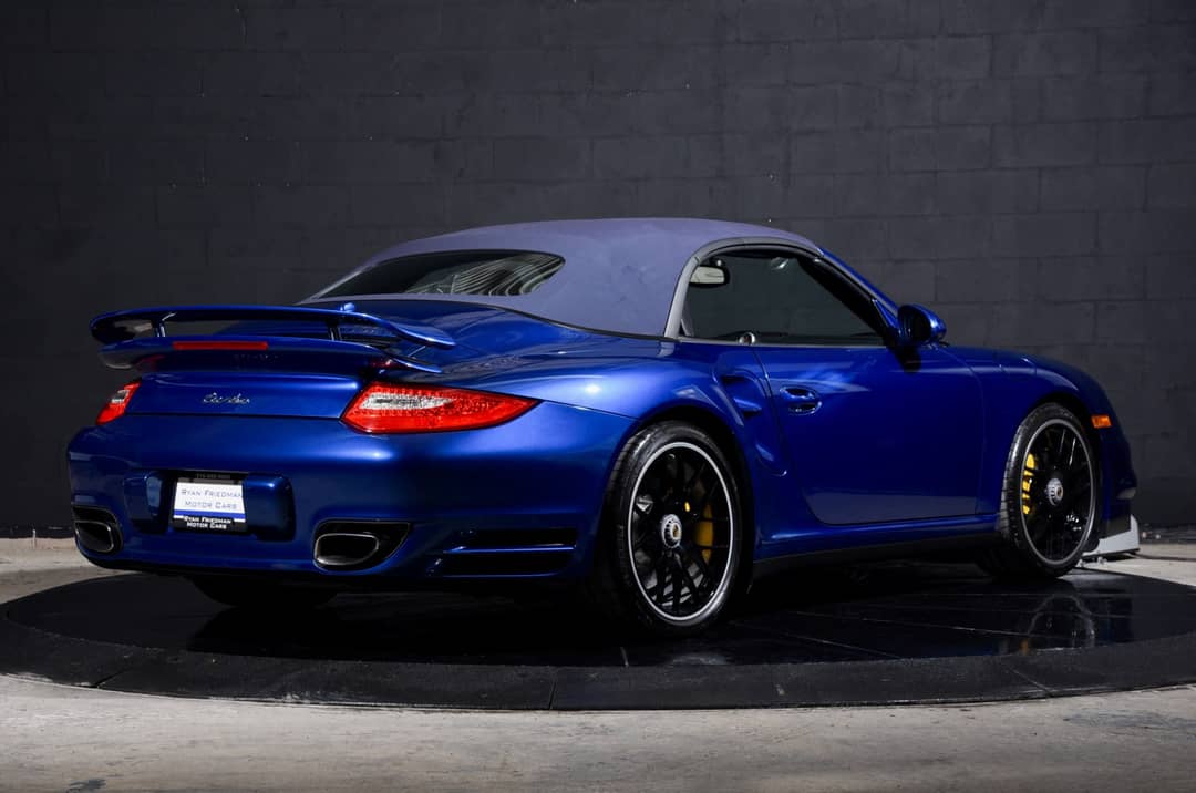 2010 Porsche 911 Turbo — photo 27