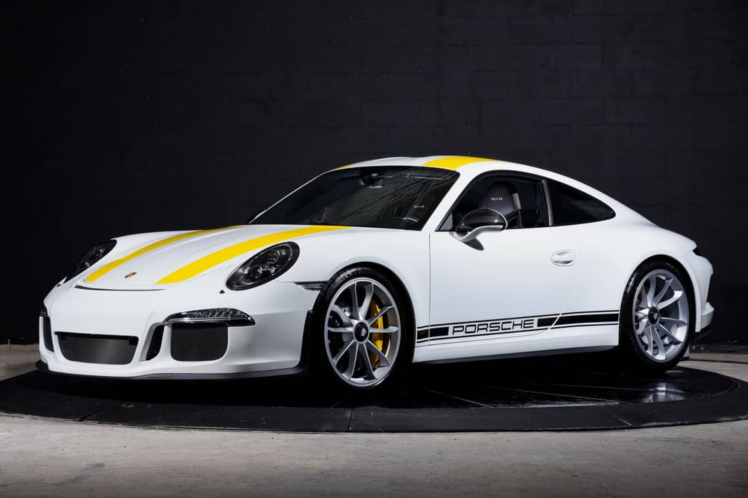 2016 Porsche 911 R — photo 13