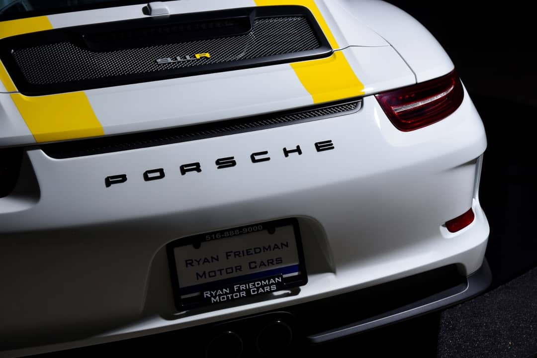 2016 Porsche 911 R — photo 16