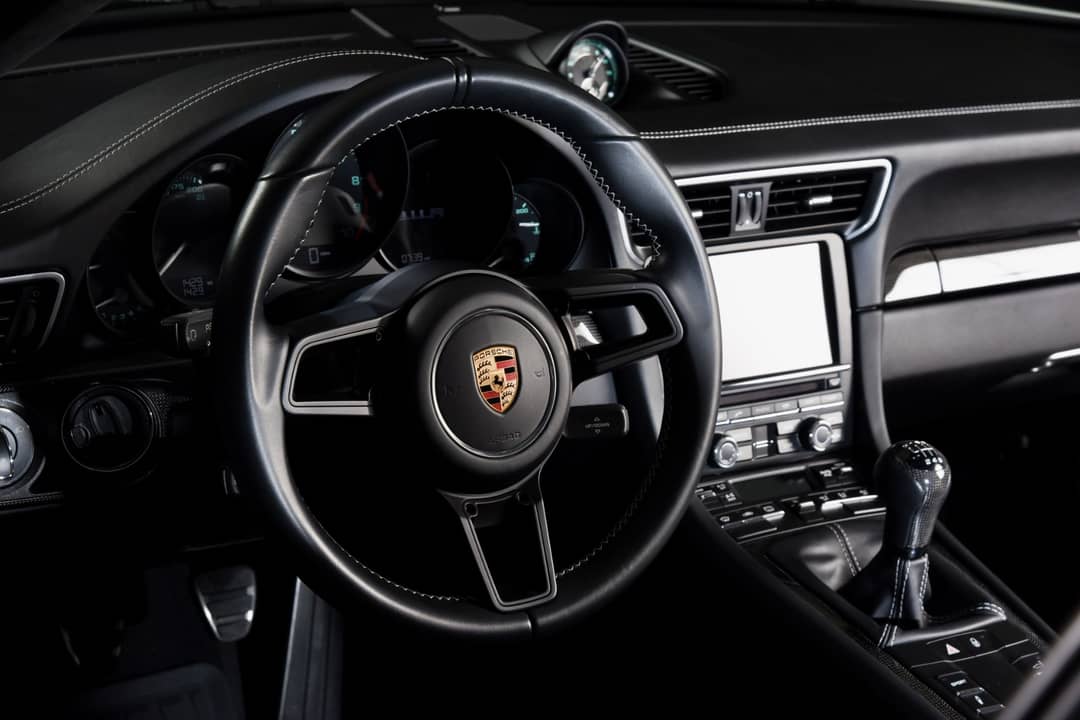 2016 Porsche 911 R — photo 4