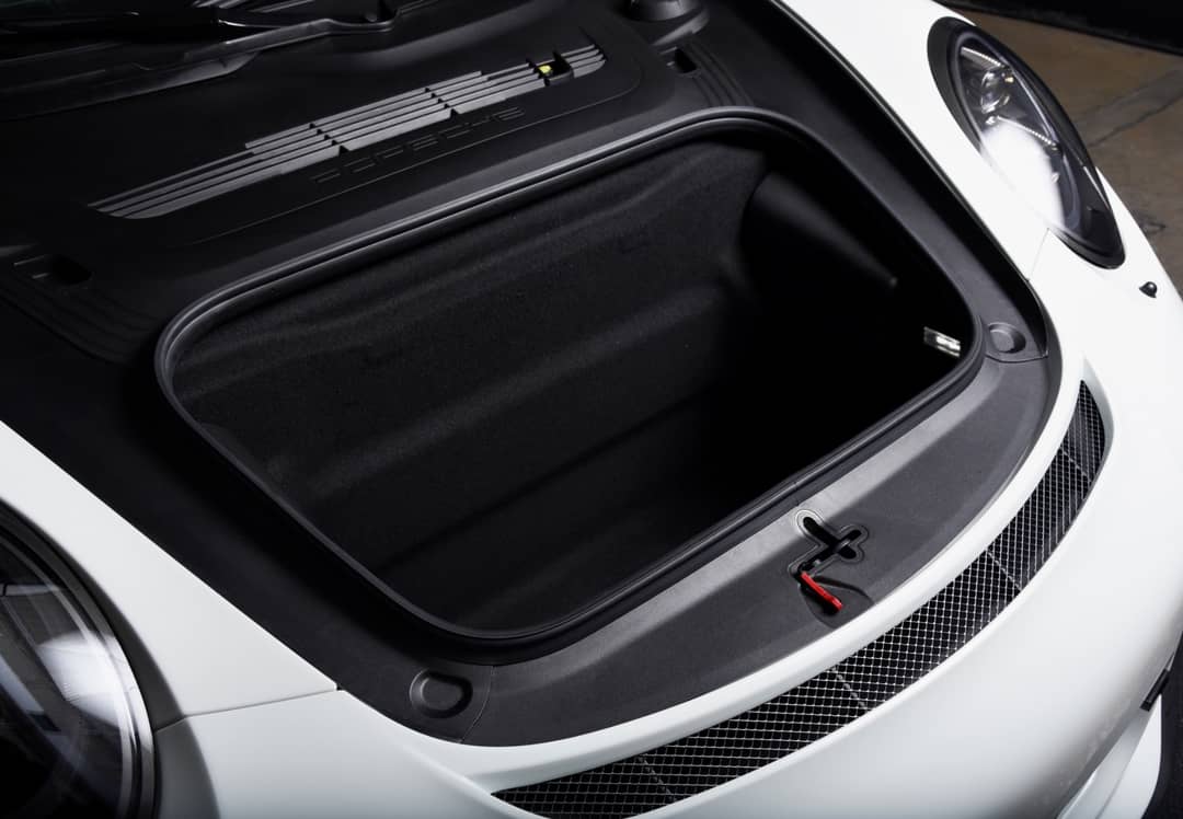 2016 Porsche 911 R — photo 40