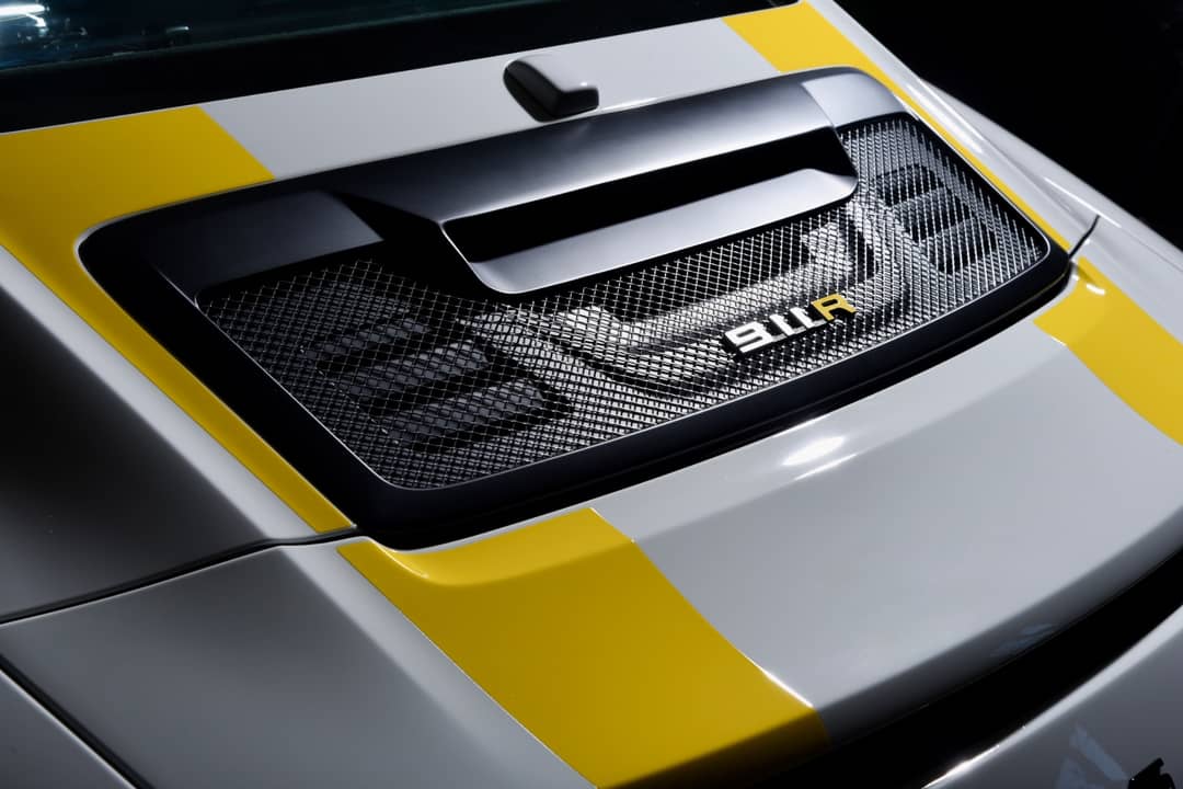2016 Porsche 911 R — photo 10