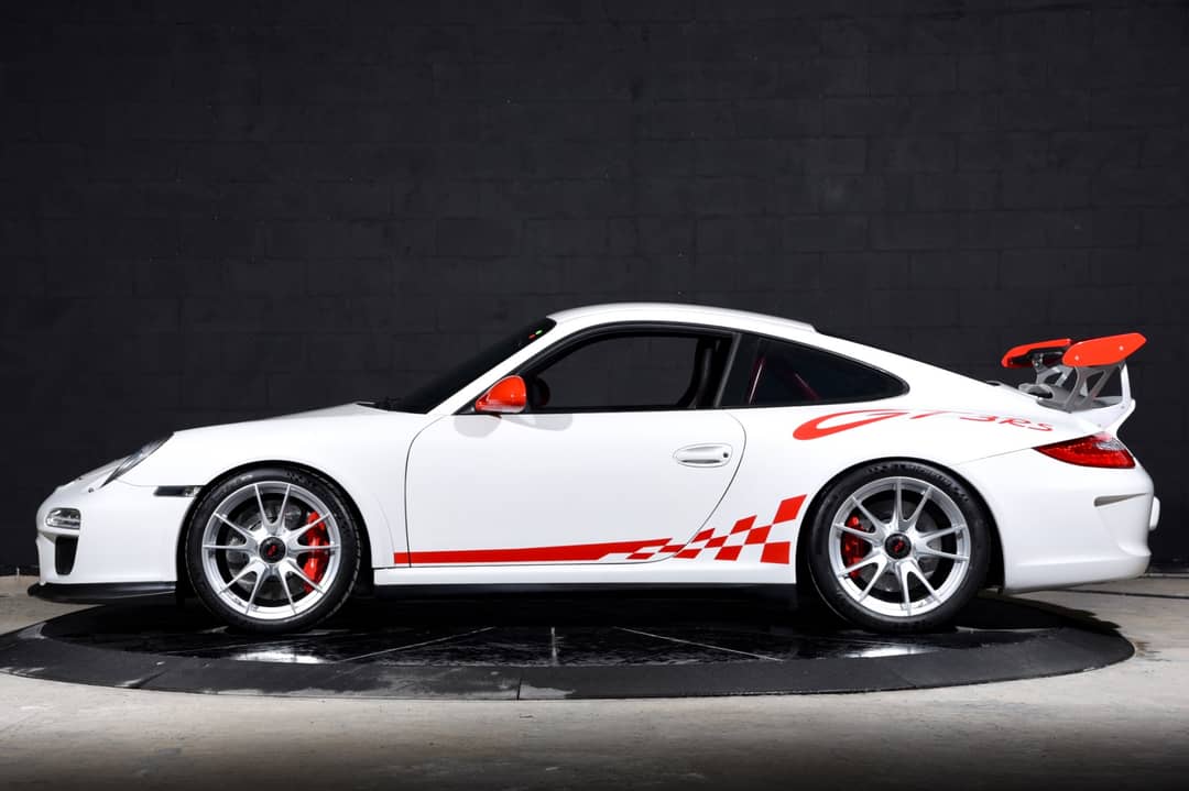 2010 Porsche 911 GT3 RS — photo 17