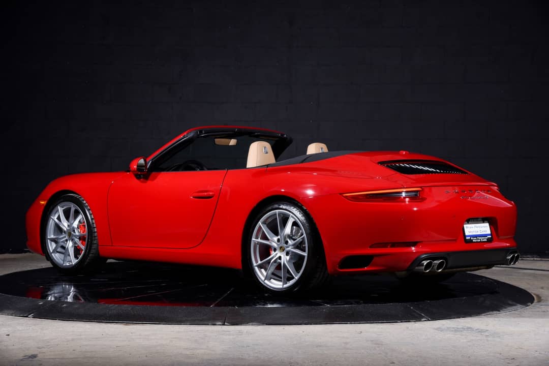 2017 Porsche 911 Carrera S — photo 3