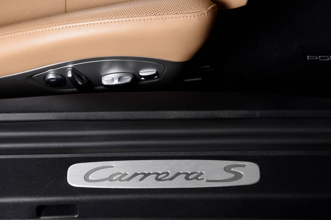 2017 Porsche 911 Carrera S — photo 23