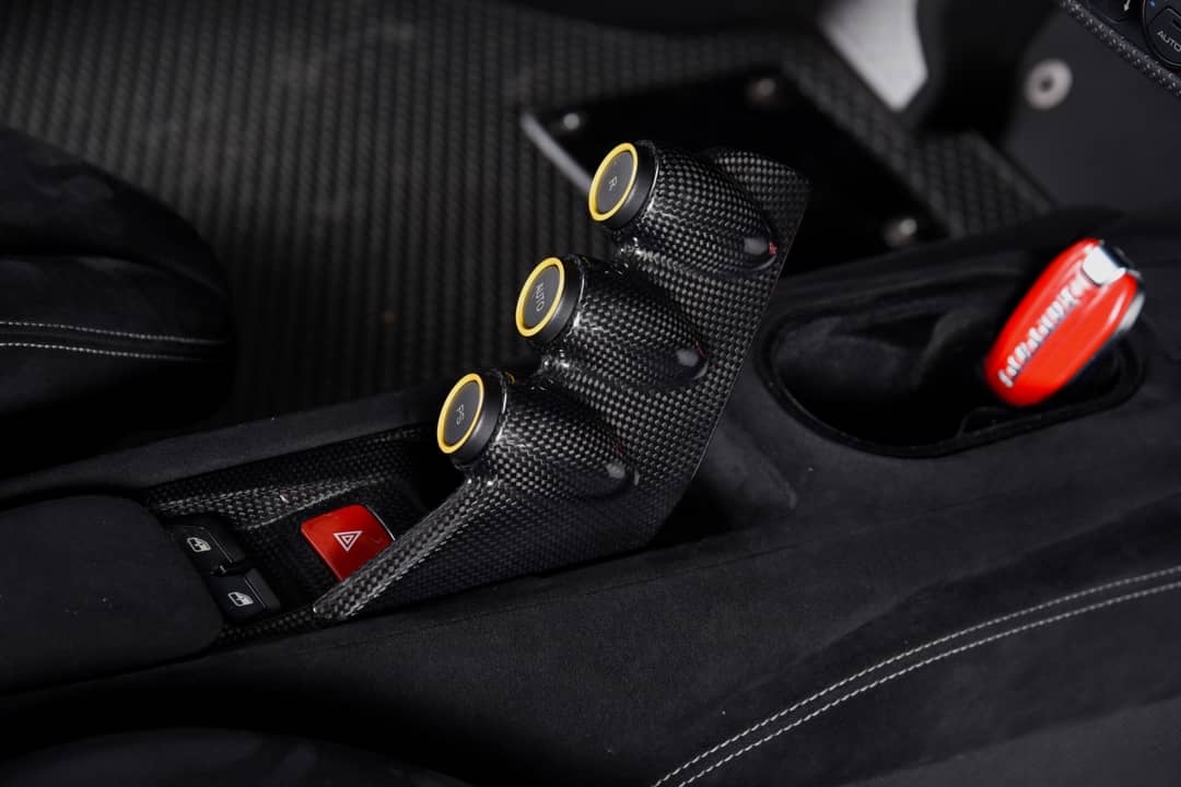 2020 Ferrari 488 Pista — photo 32