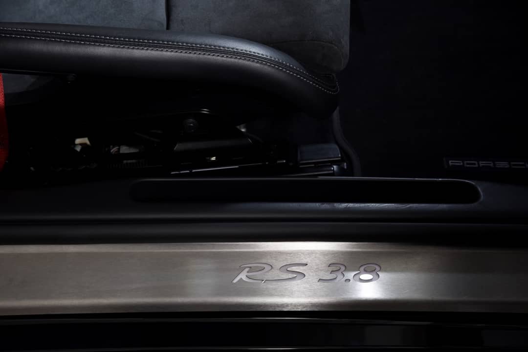 2011 Porsche 911 GT3 RS — photo 25