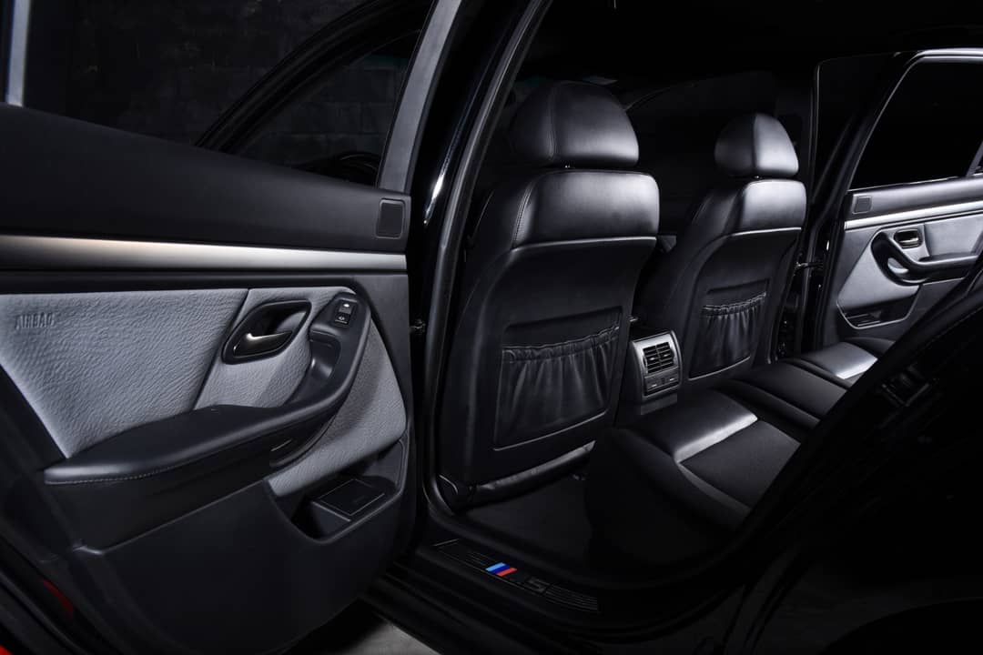 2000 BMW M5 — photo 20