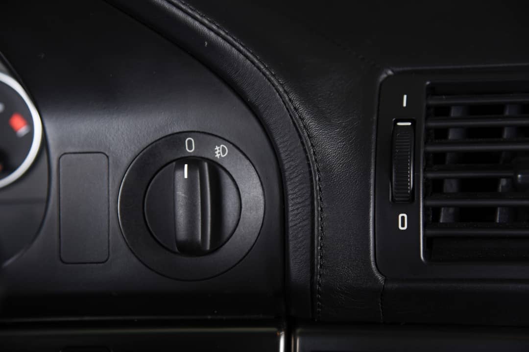 2000 BMW M5 — photo 25