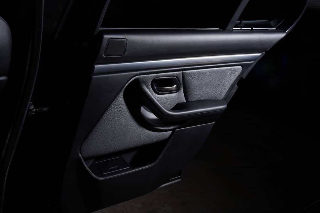 2000 BMW M5 — photo 31