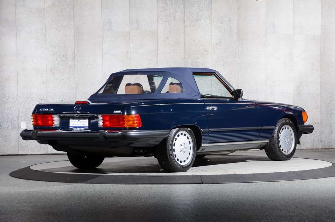 1988 Mercedes-Benz 560-Class 560 SL — photo 14