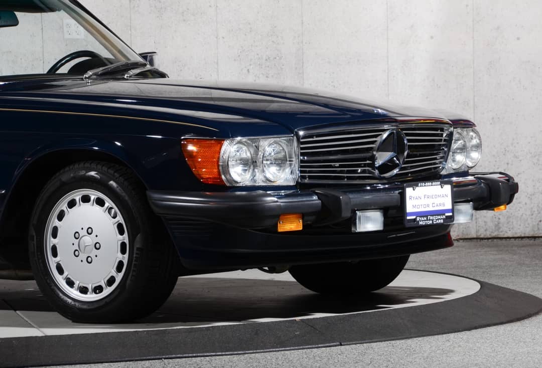 1988 Mercedes-Benz 560-Class 560 SL — photo 16