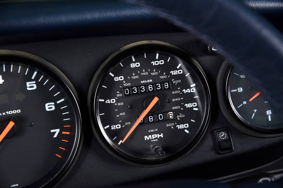 1997 Porsche 911 Carrera 4S — photo 20