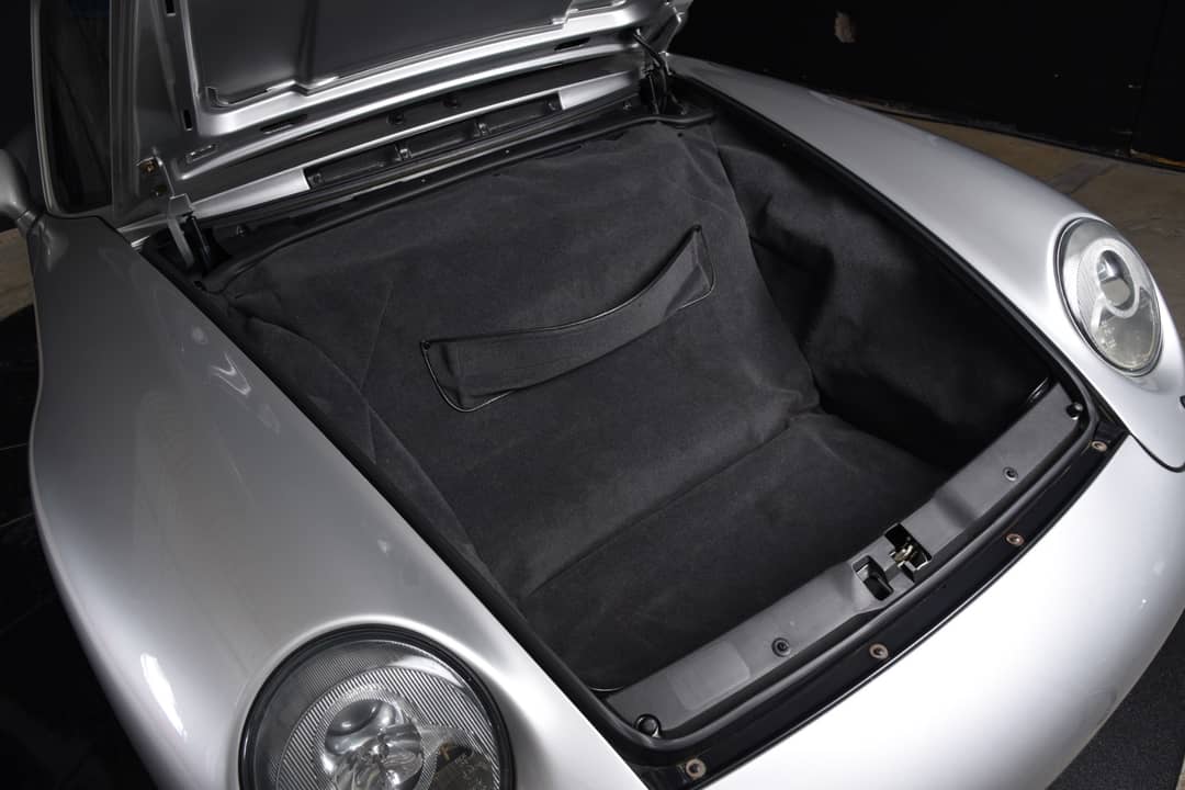 1997 Porsche 911 Carrera 4S — photo 28