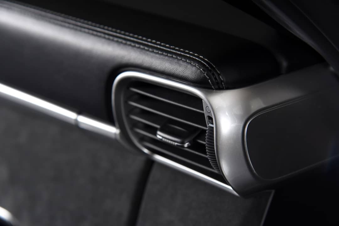 2012 Porsche 911 Carrera GTS — photo 23