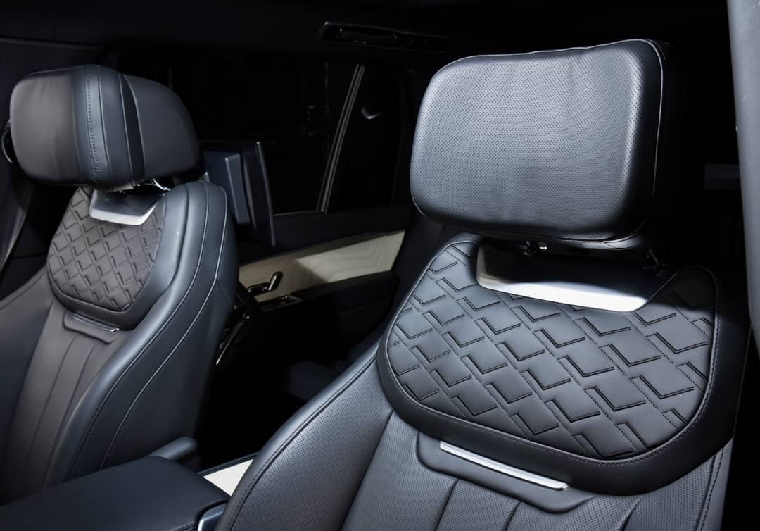 2023 Land Rover Range Rover P530 SV LWB — photo 16