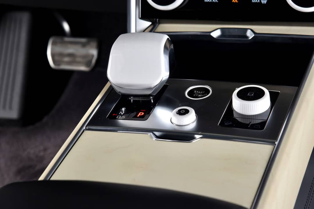 2023 Land Rover Range Rover P530 SV LWB — photo 17