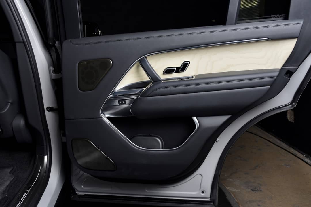 2023 Land Rover Range Rover P530 SV LWB — photo 27