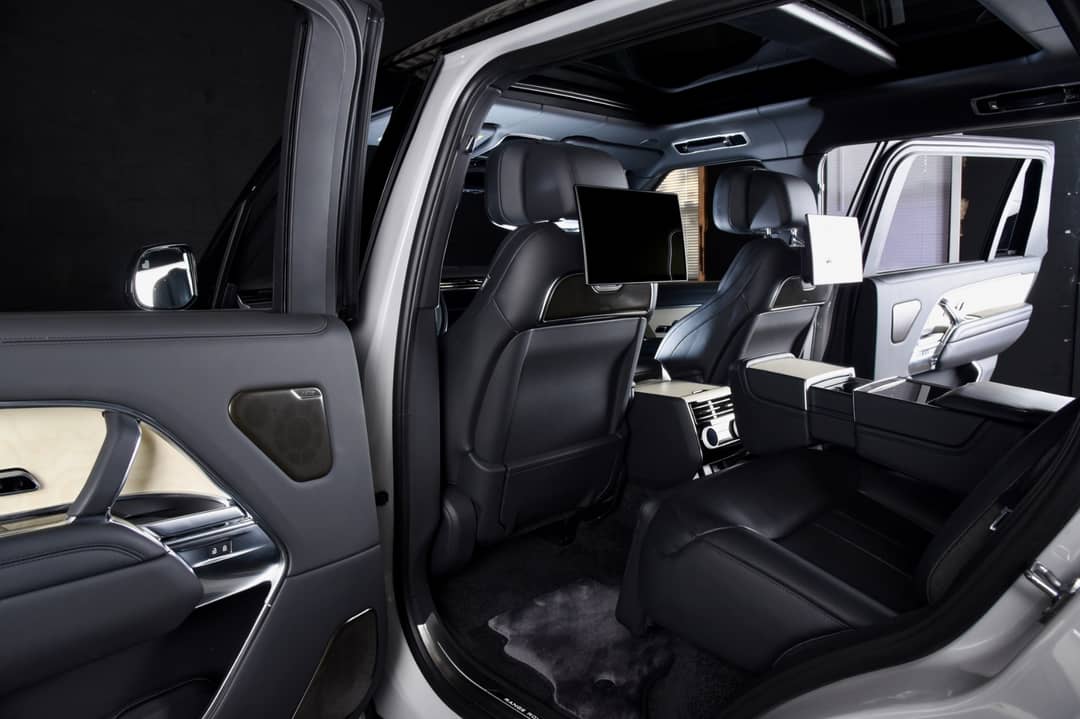 2023 Land Rover Range Rover P530 SV LWB — photo 6