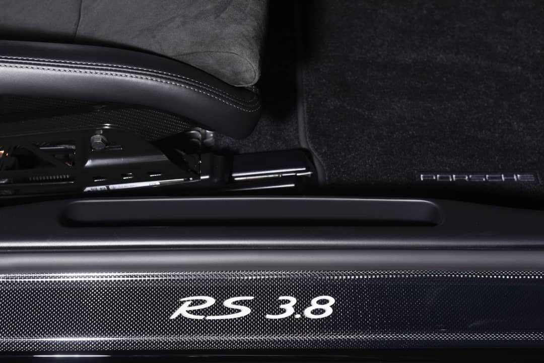 2011 Porsche 911 GT3 RS — photo 30