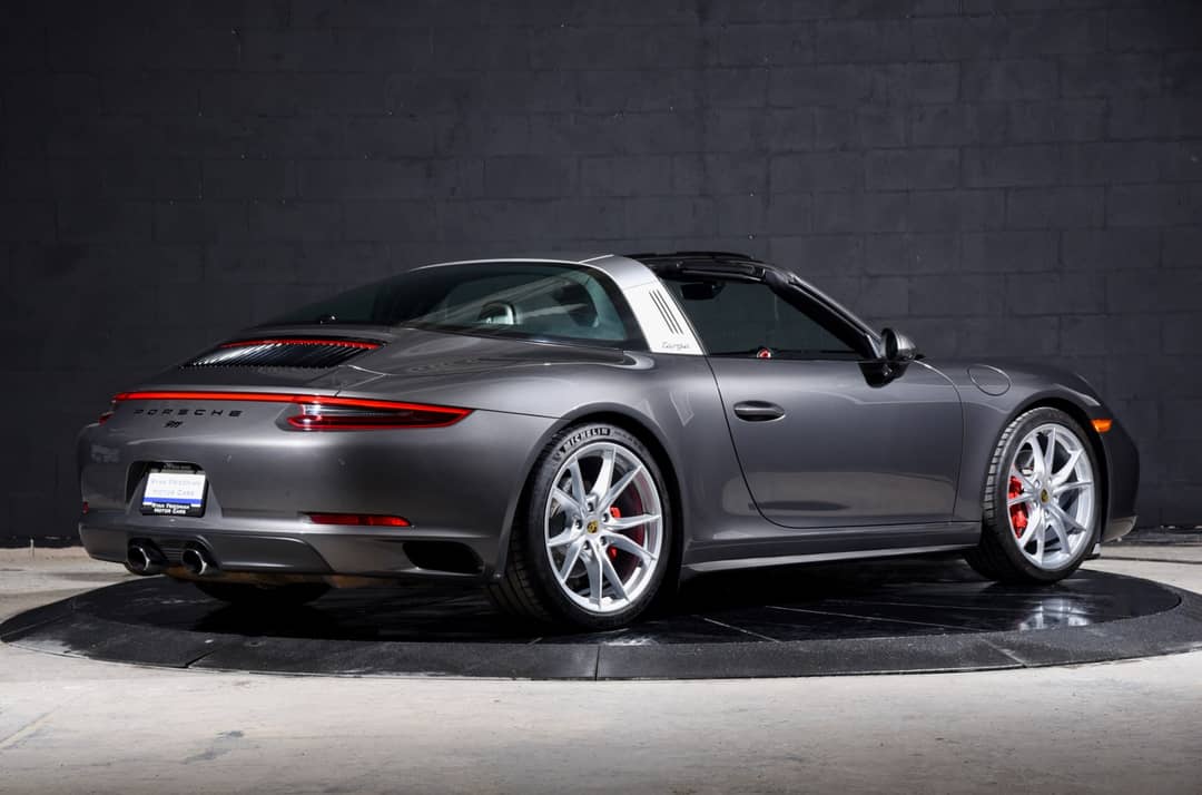 2017 Porsche 911 Targa 4S — photo 11