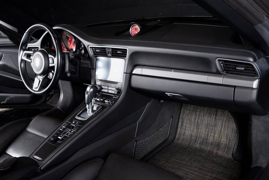 2017 Porsche 911 Targa 4S — photo 15