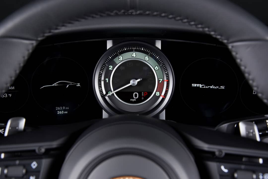 2025 Porsche 911 Turbo S — photo 24
