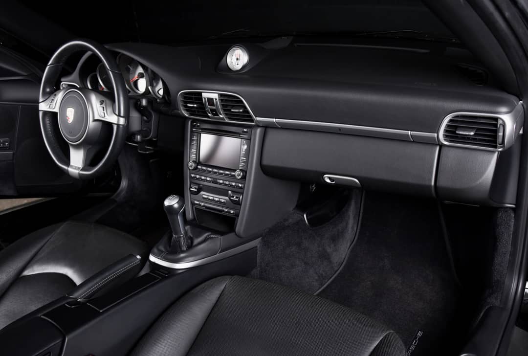 2010 Porsche 911 Carrera 4S — photo 14