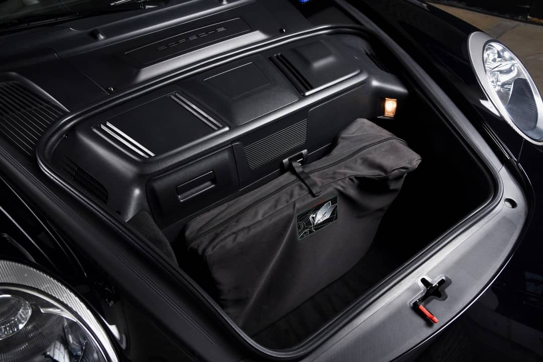 2010 Porsche 911 Carrera 4S — photo 23