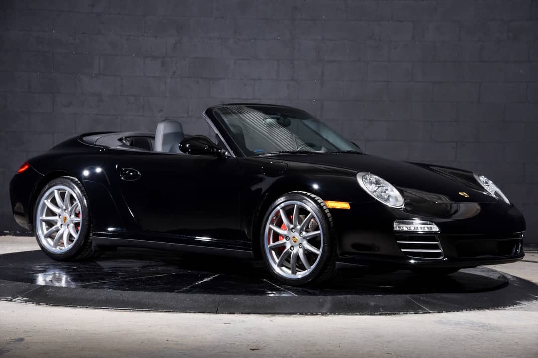 2010 Porsche 911 Carrera 4S — photo 9