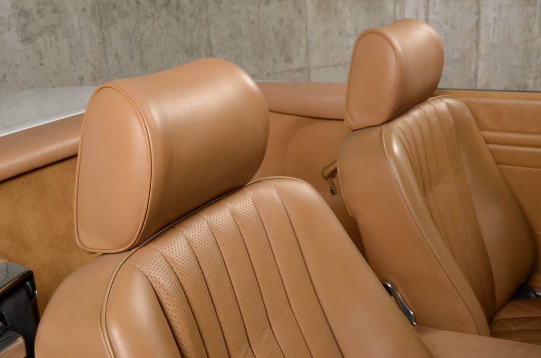 1987 Mercedes-Benz 560-Class 560 SL — photo 21