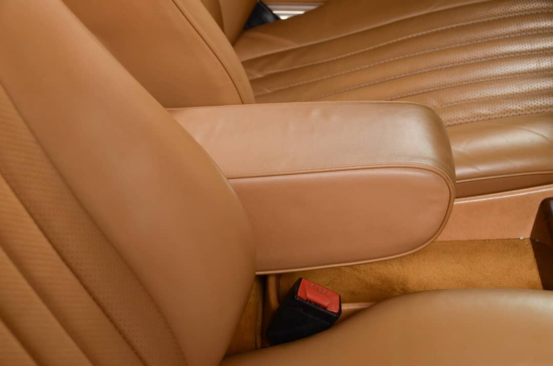 1987 Mercedes-Benz 560-Class 560 SL — photo 22