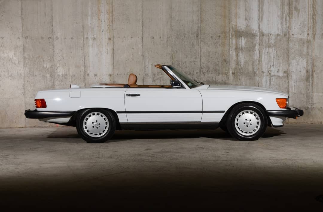 1987 Mercedes-Benz 560-Class 560 SL — photo 39