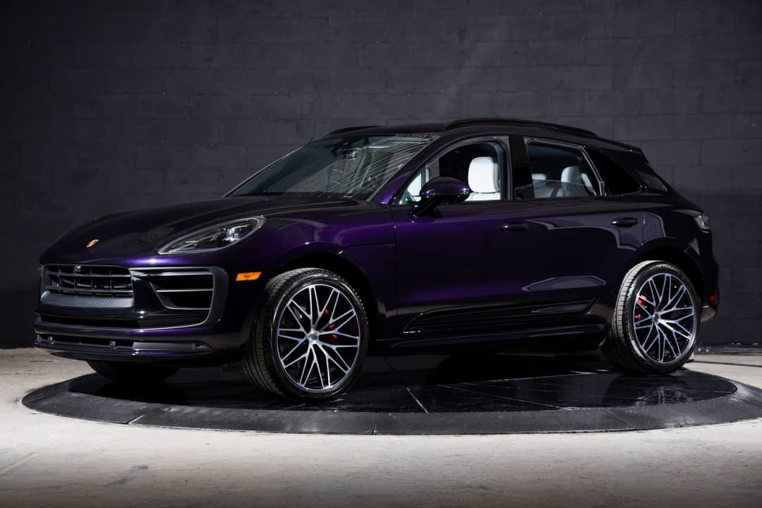 2022 Porsche Macan S — photo 2