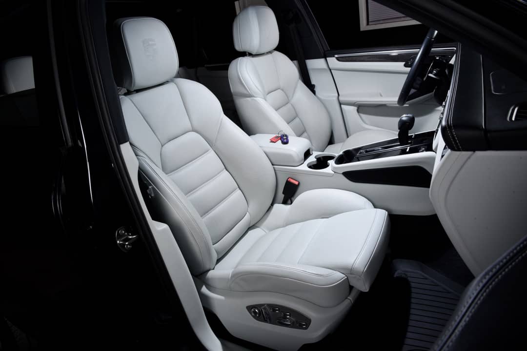 2022 Porsche Macan S — photo 16