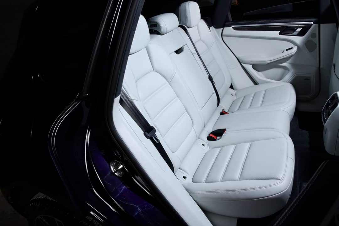 2022 Porsche Macan S — photo 26